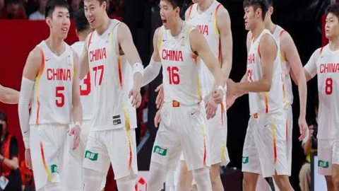 申花超级杯夺冠数紧随广州队，海港参赛仅赢1次冠军